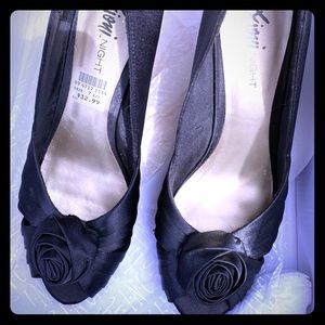 Fiona Peep Toe Black rose heels